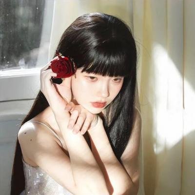 津津井小姐